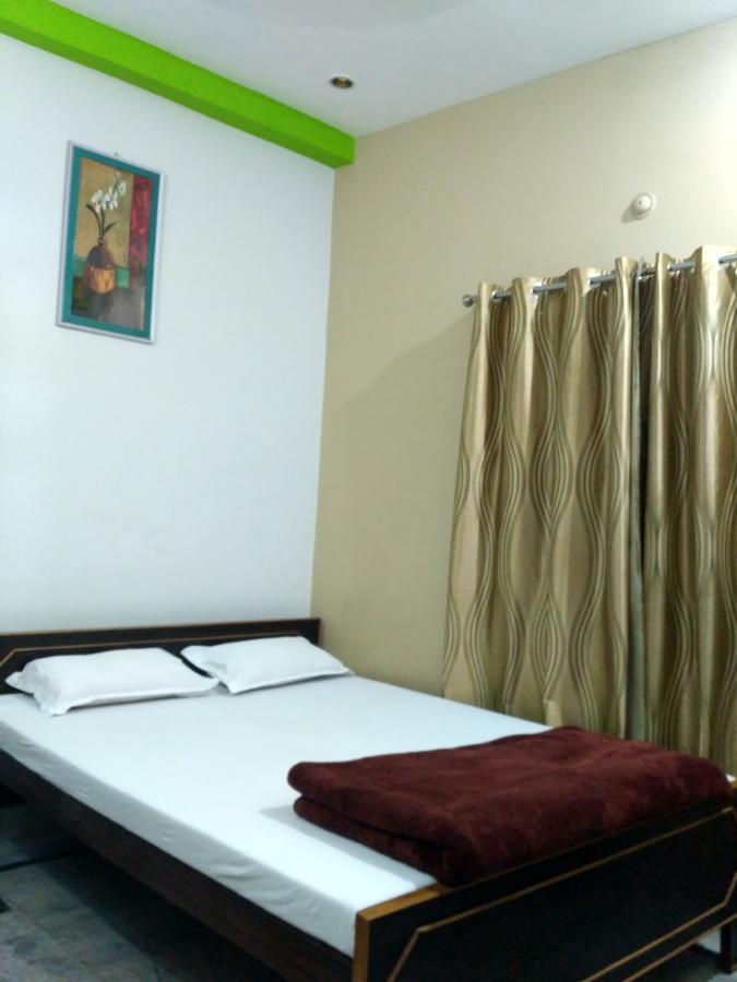 Bliss Guest House Assi Ghat Varanasi Exterior foto